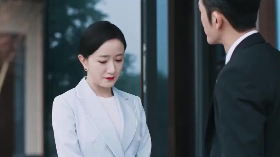 为您推荐 路晋把顾胜男关在门外,胜男心灰意