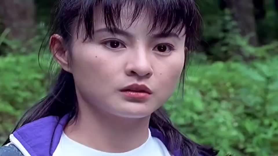 当年的演员每一拳一腿都实打实…… 为您推荐: 香港影史最美女打星