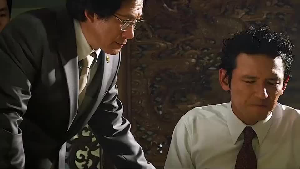 丁青为了老大的位置,叫来延边F4_新浪新闻