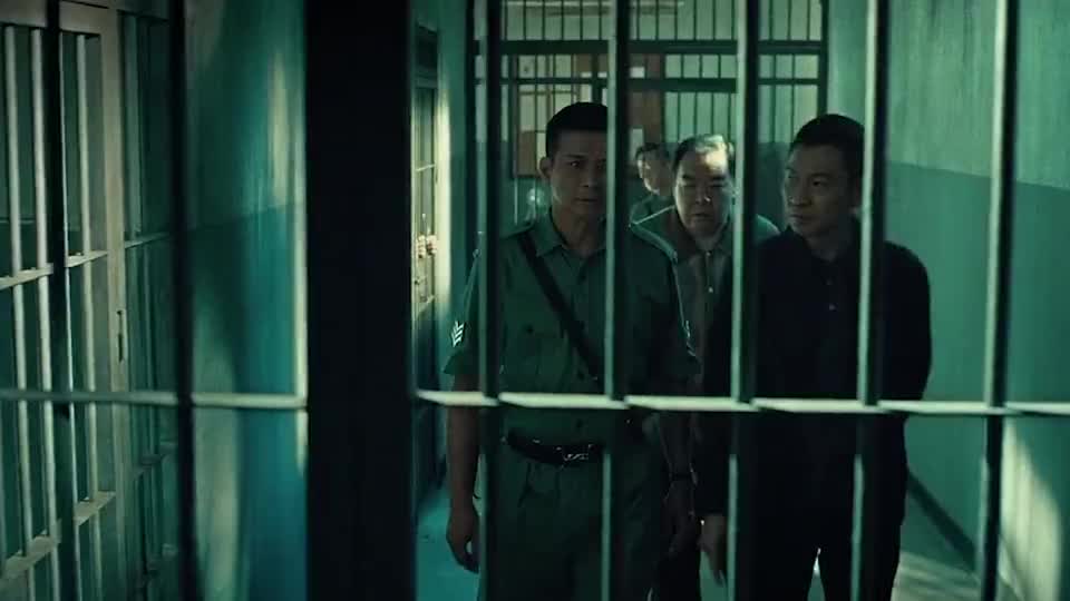 洛哥初见跛豪他的腿还没断