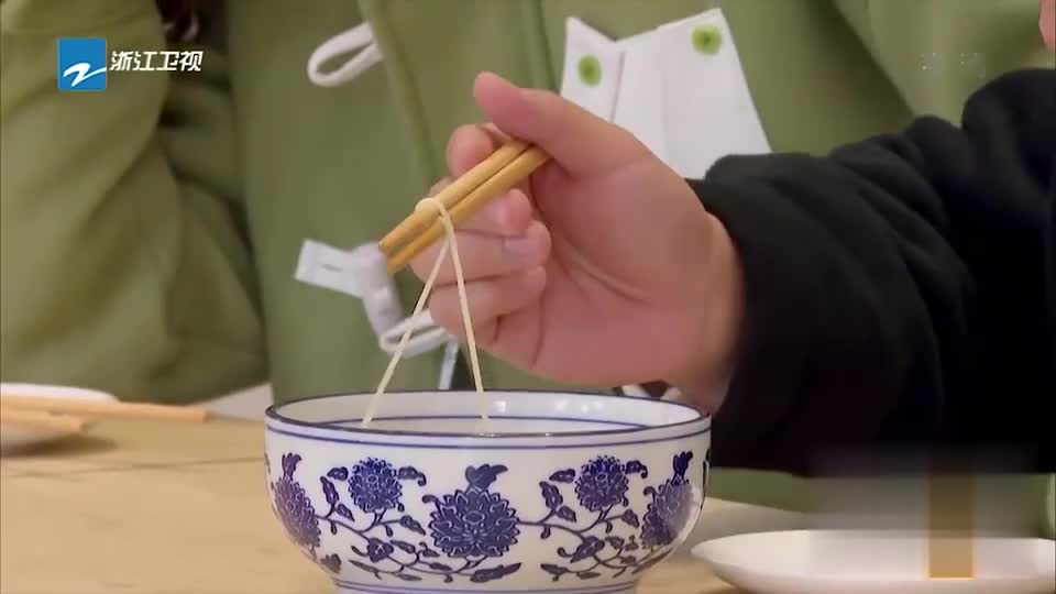 沙溢神预言家一句话预言郑凯夹面条结局秦霄贤有伴了