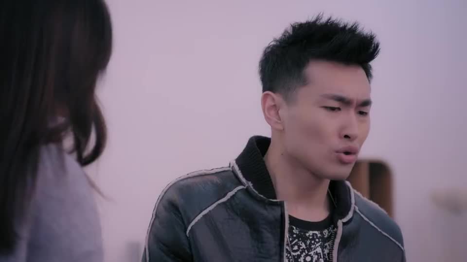 漂洋过海来看你苏畅跟姐姐解释苏芒把他推出去