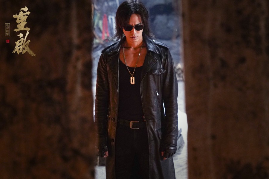 陈楚河《重启之极海听雷》全新黑眼镜武力智商兼备