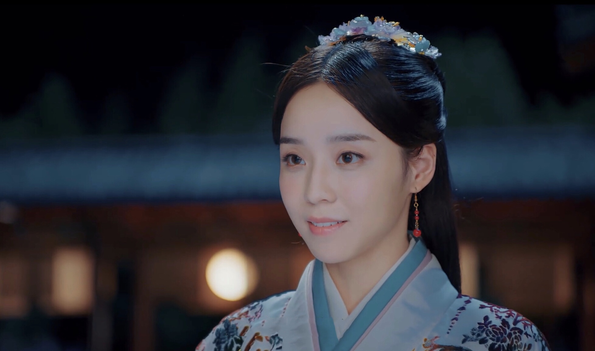 《替嫁医女》精彩上线 李艺打破人设挑战"双面人"