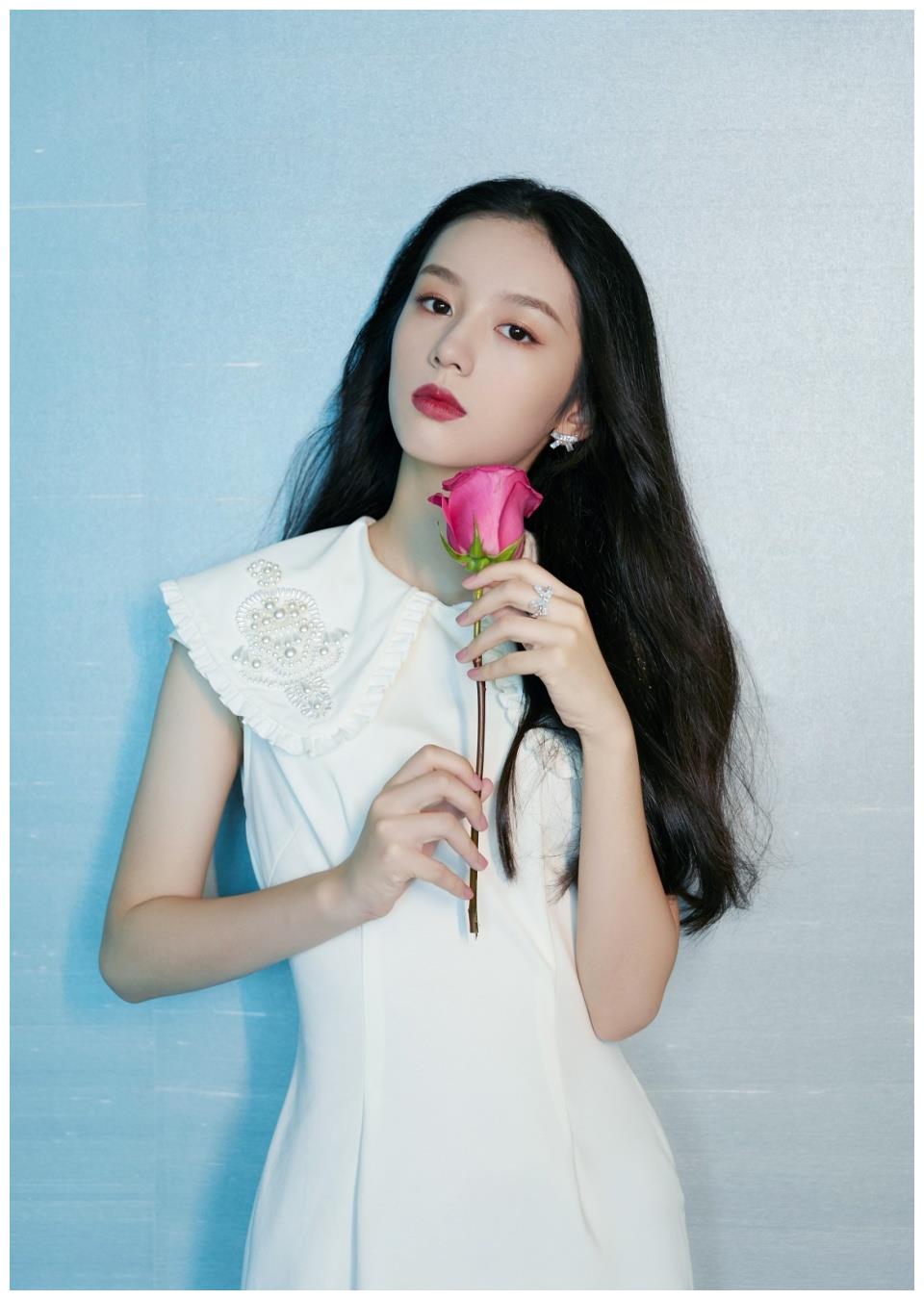 北京电影学院美女周也