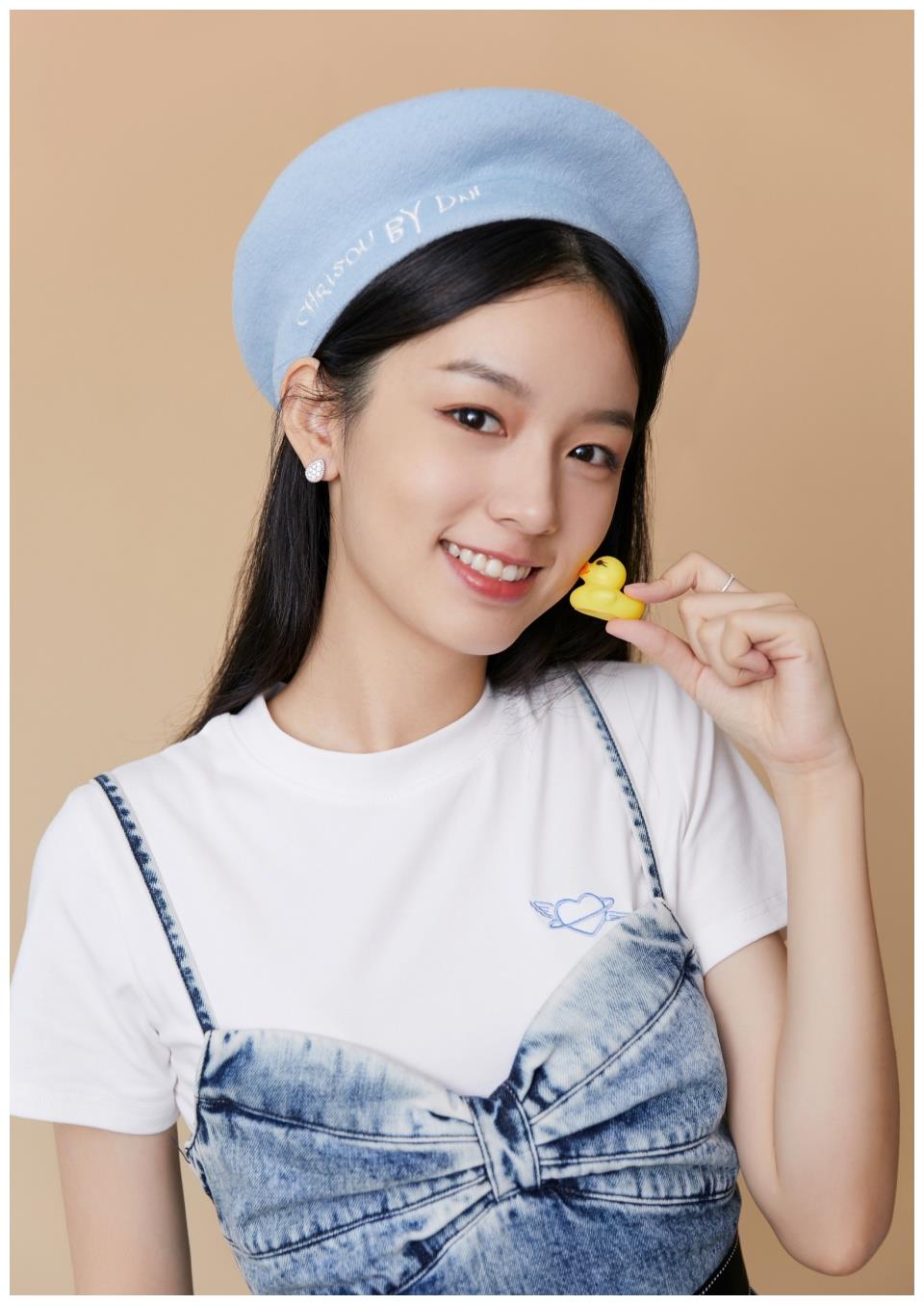 北京电影学院美女周也