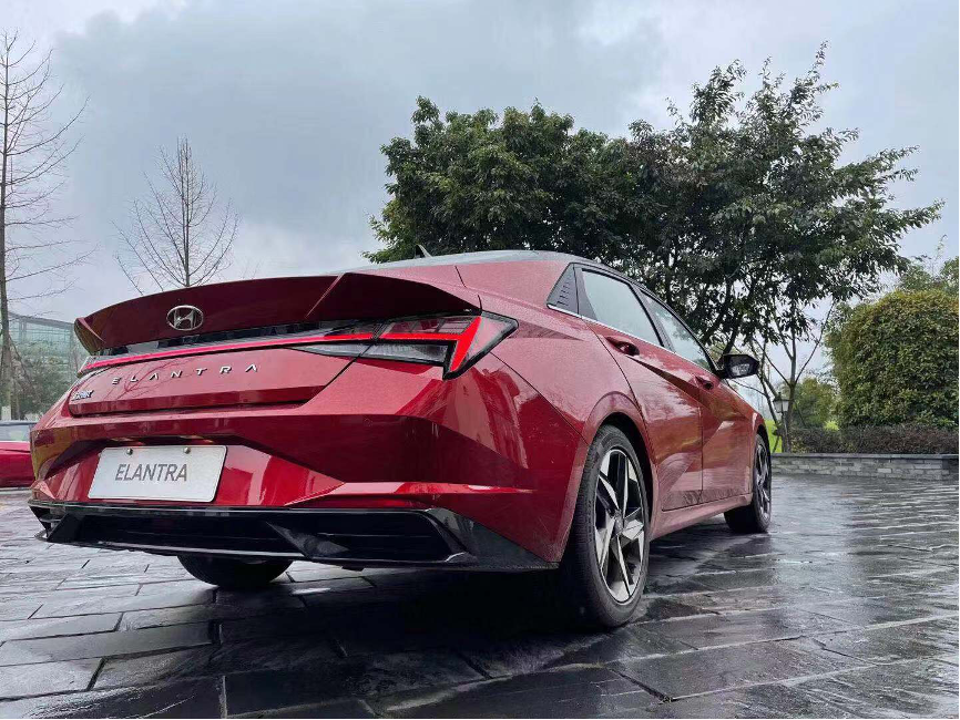 宝刀露新刃-蓉城试驾第八代伊兰特