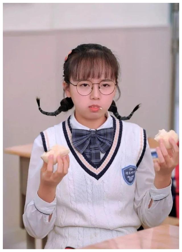 "小宝钗"钟宝儿颜值下降!