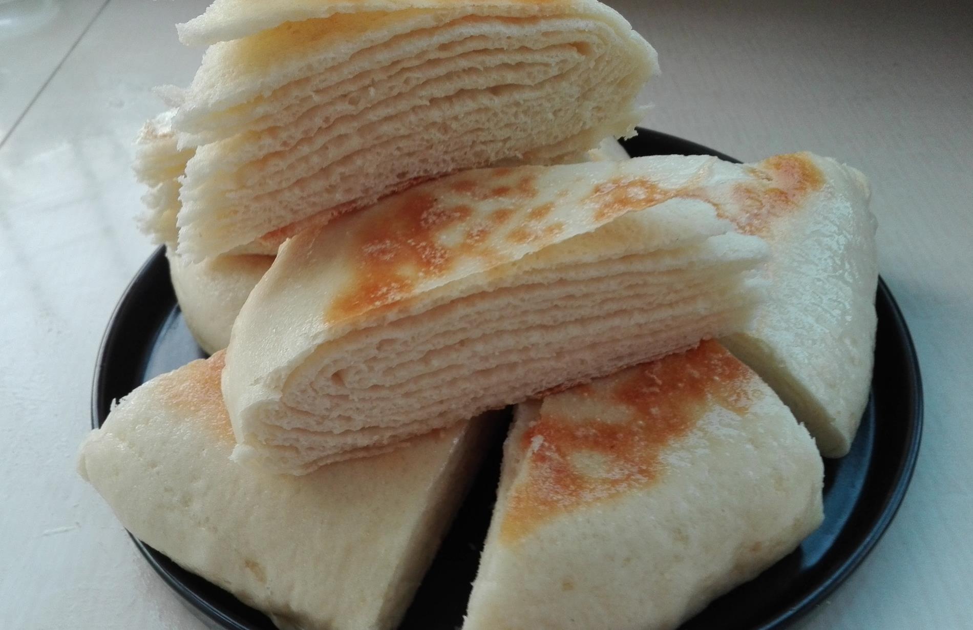 简单好吃的家常千层饼外酥里软层次多味美易消化凉了也不硬