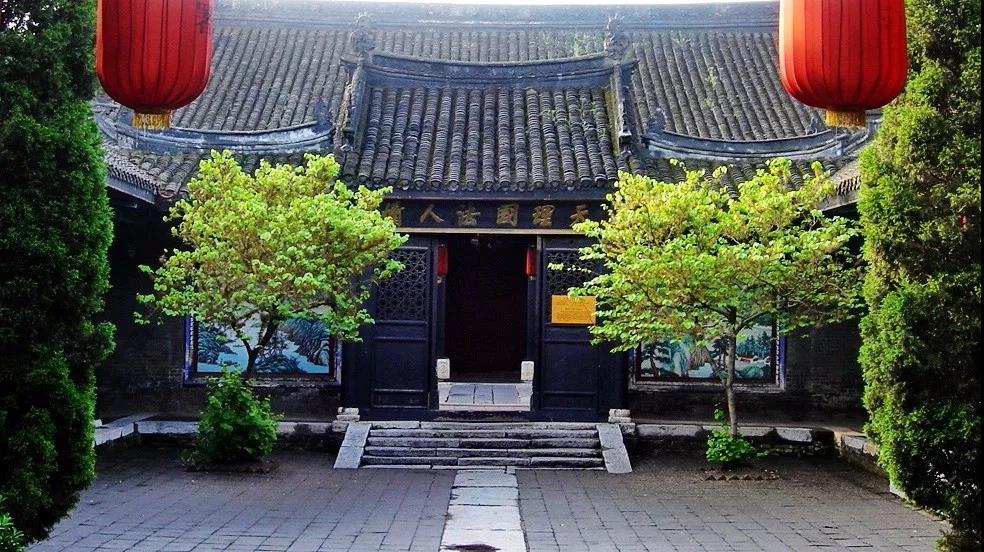 河南内乡县衙博物馆:县衙的门