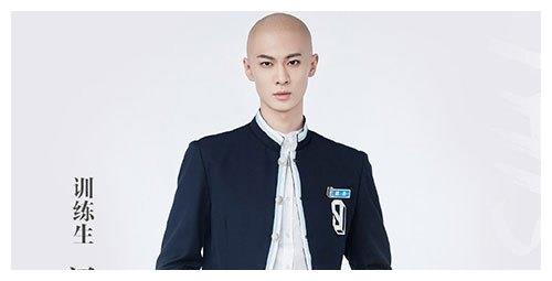 梁森头发怎么了首次在节目透露光头真相多次哽咽