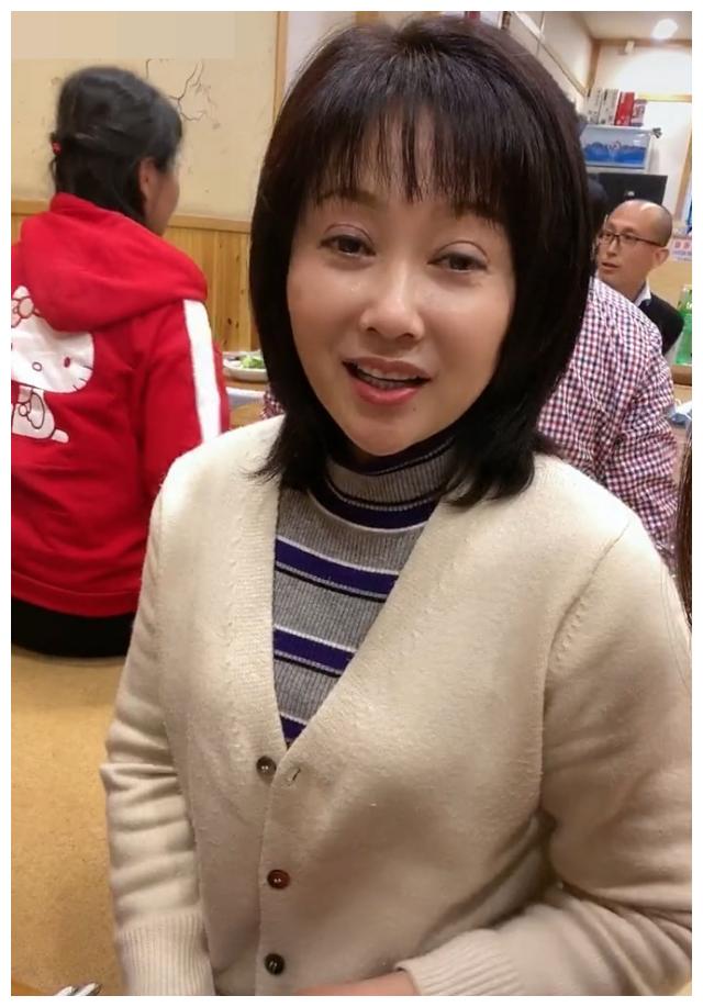 近日,张小光的妻子小牡丹在自己的社交平台账号上发布了一则视频动态