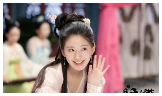 传闻中的陈芊芊的她出道仅3年被誉为新男神收割机