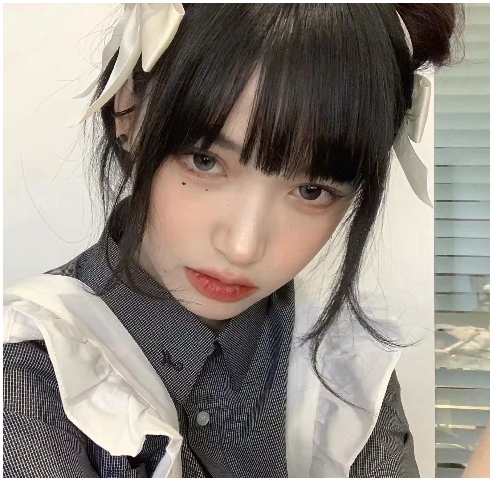 女生头像Ⅰ心里藏着小星星生活才能亮晶晶