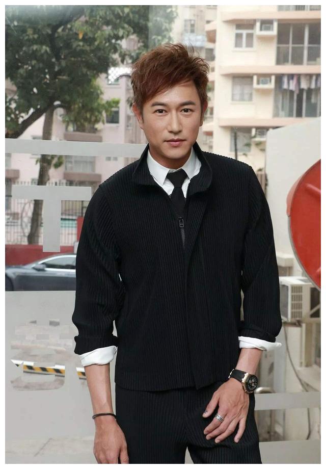 曾是tvb四小童星之一,凭借《美人心计》走红,如今资源少得可怜