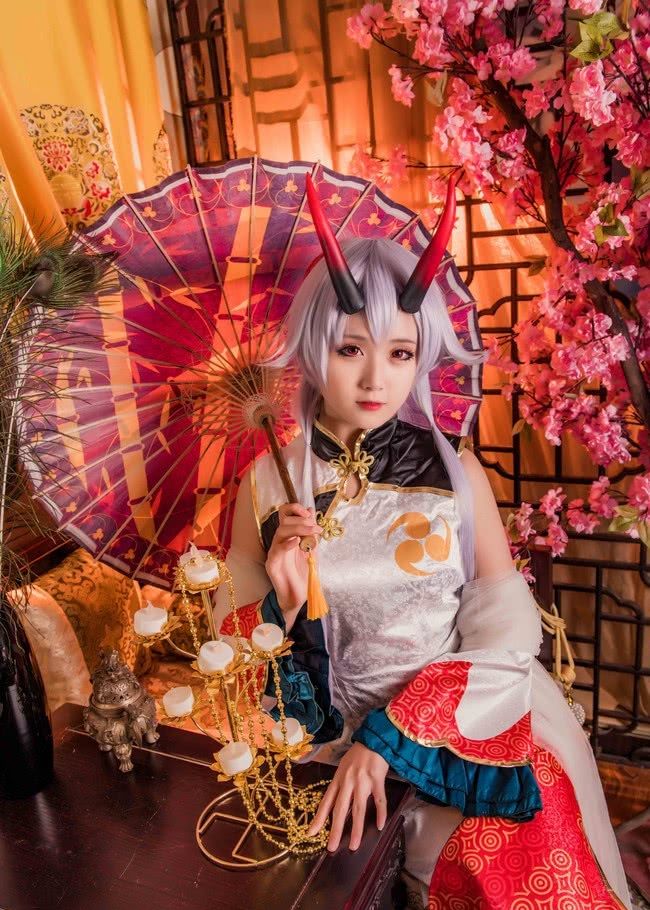 Fate系列cos旗袍巴御前 天底下居然有这么可爱的人