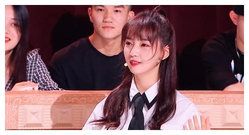 秦牛正威黑化了,吴亦凡前脚被爆出恋情,后脚秦牛正威便开始内涵__财经