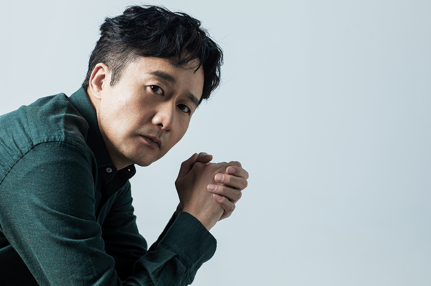 岳旸最新时尚大片风格多样可塑性高