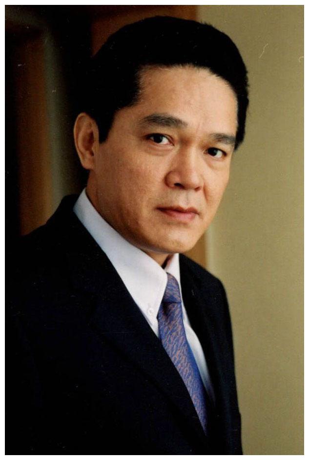 与原配离婚被女儿恨了15年,同居8年的女友转嫁好友|贾妮|申军谊|申奥