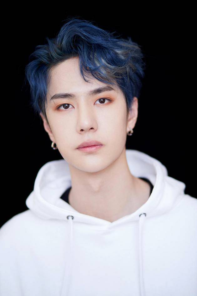 都说王一博很帅,看完这些图片,大家还觉得他帅吗