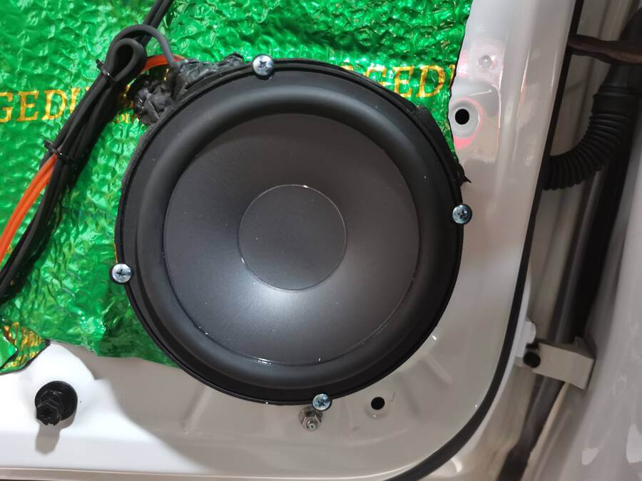 大众速腾音响改装,四门喇叭四门隔音快速提升音质__财经头条