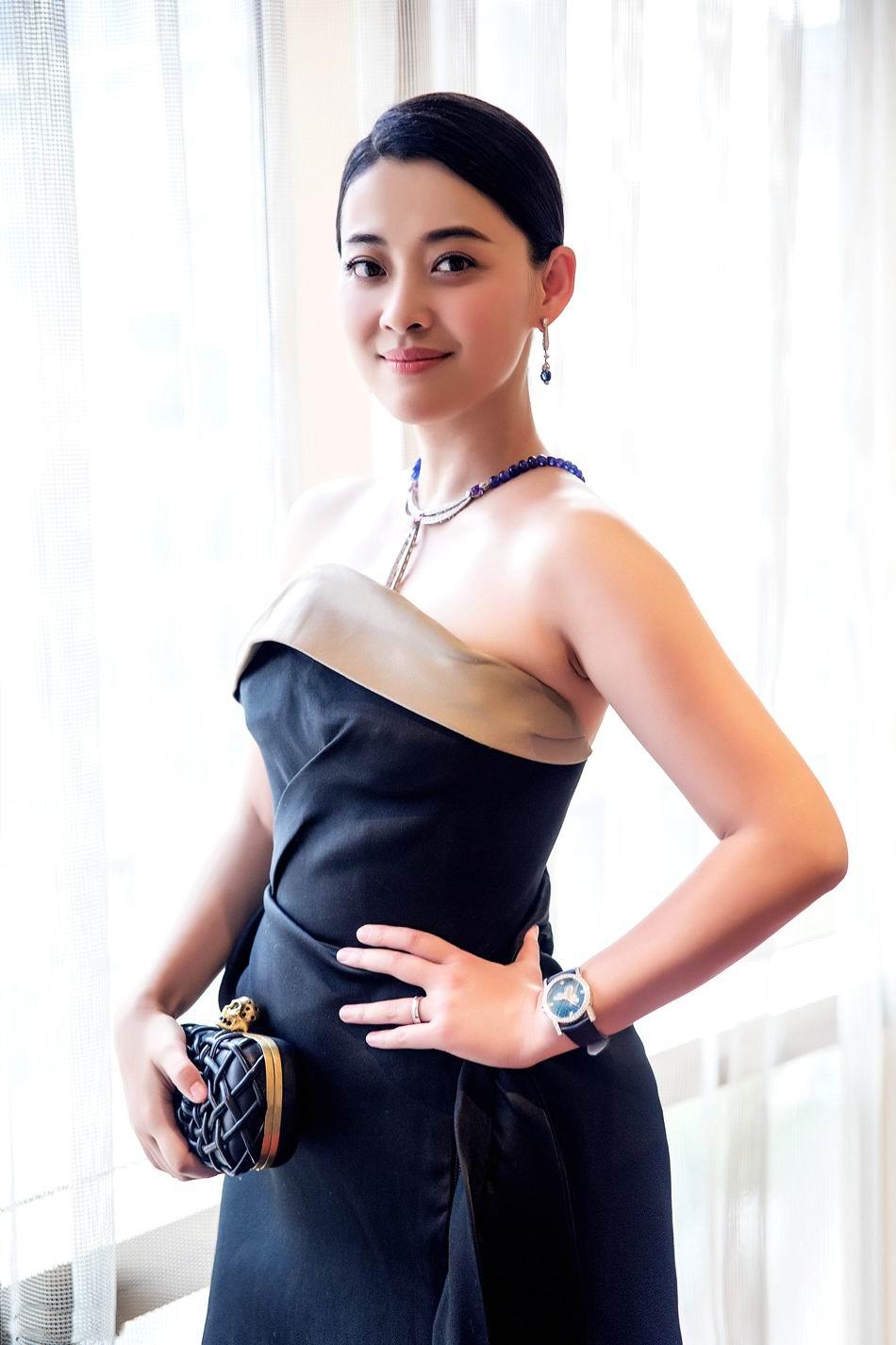 气质美女梅婷,优雅迷人!