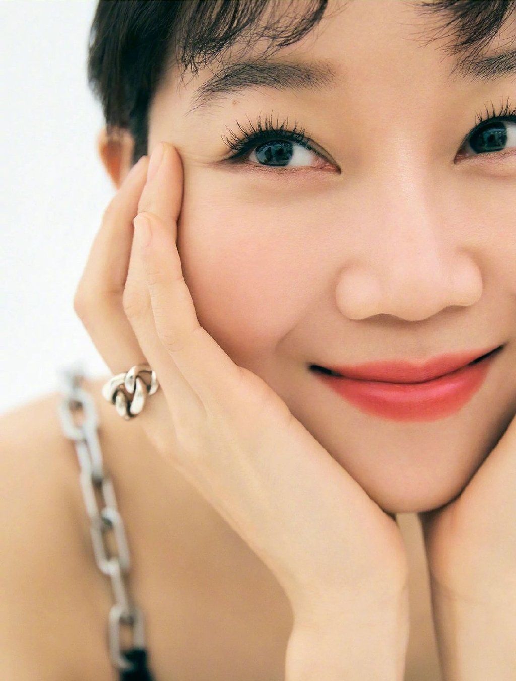 9/ 10孔孝真拍摄amuse 2021年春夏系列"eye vegan collection"