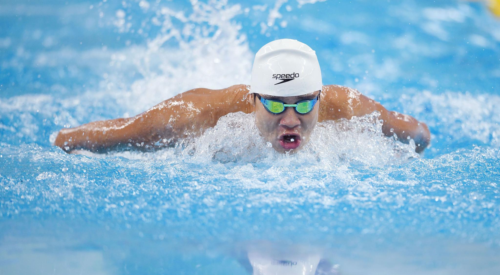 游泳——全国冠军赛:男子200米蝶泳决赛赛况