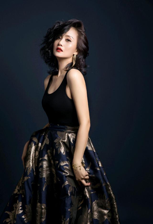 明星写真美图|李颖_高清图集_新浪网
