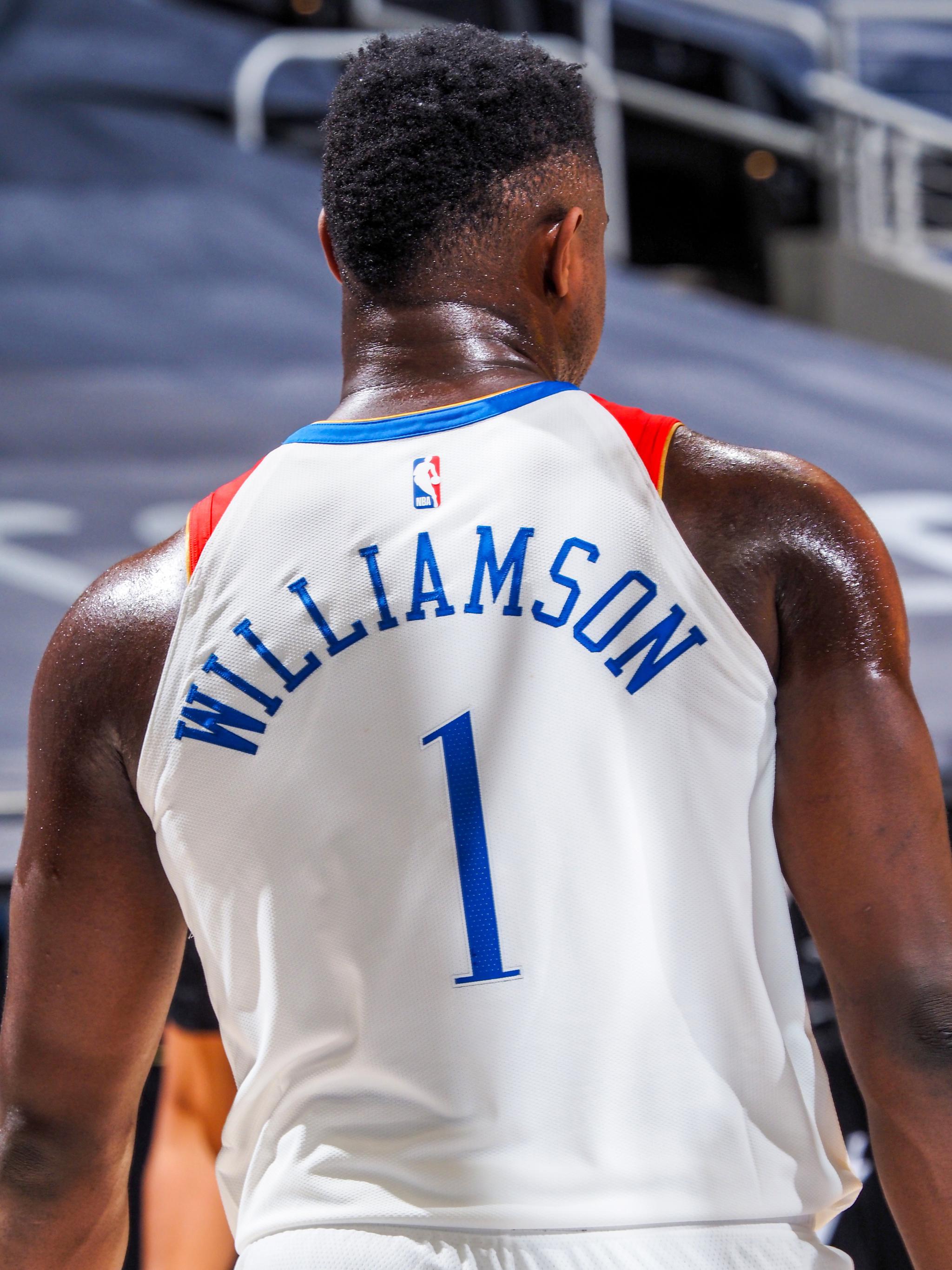 生涯里程碑!锡安仅用44场就得1000分,成现役第一人