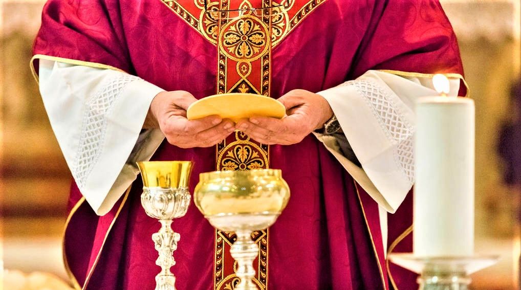 从天主教神父晋升为梵蒂冈教皇,有多难?