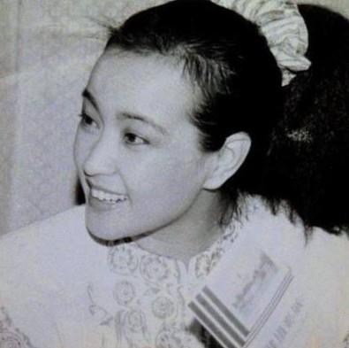 造型曝光,装嫩最成功的女人非她莫属|刘晓庆|王晓玉|职称_新浪新闻