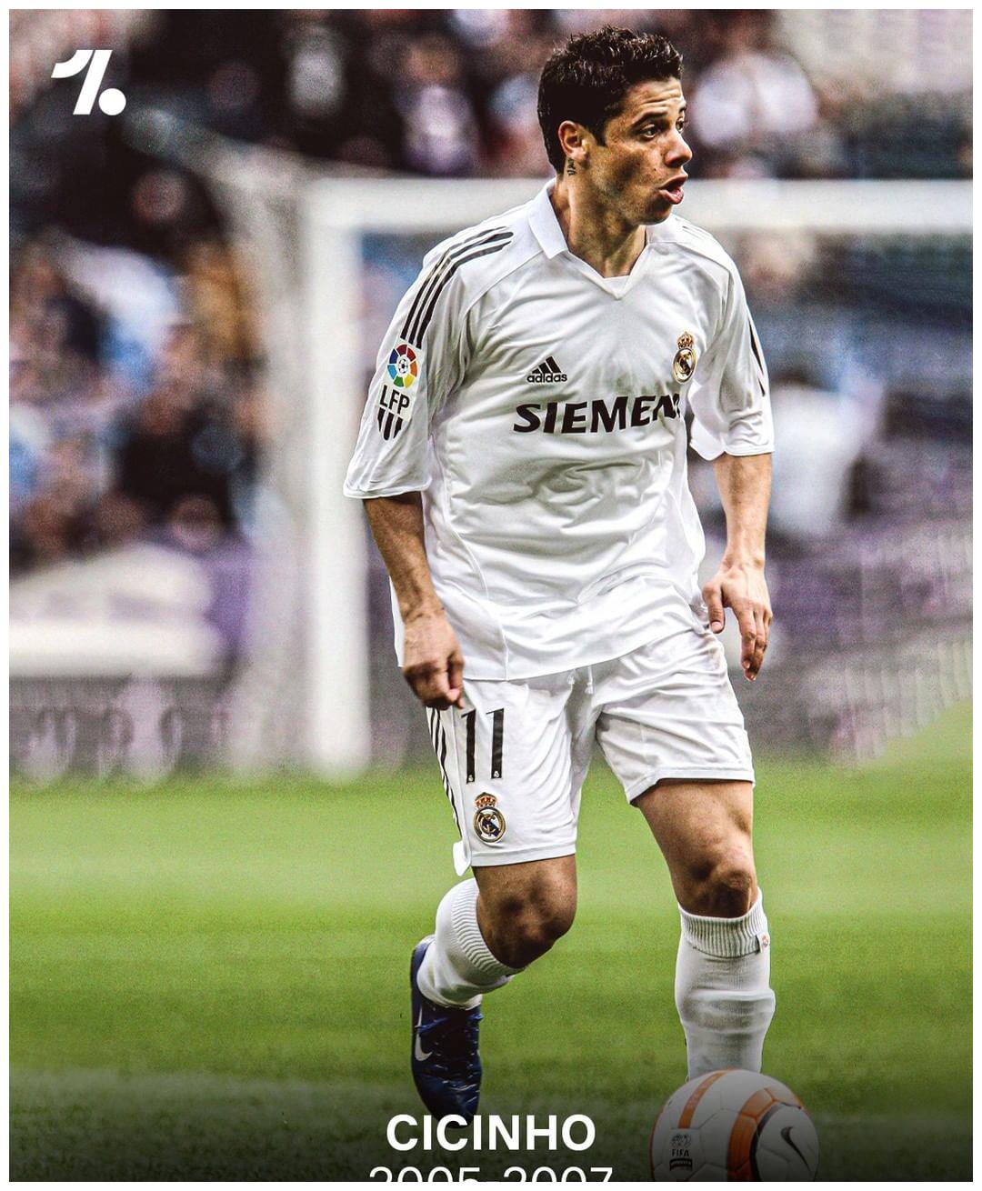 西西尼奥2014年,欧云以1200w欧转会费加盟皇马,开启了他的海外之旅.