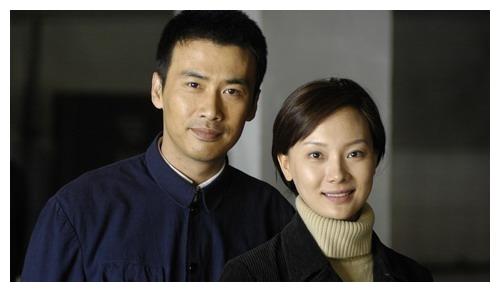 比起侯勇的四处留情藏了25年的柳云龙还是露馅了