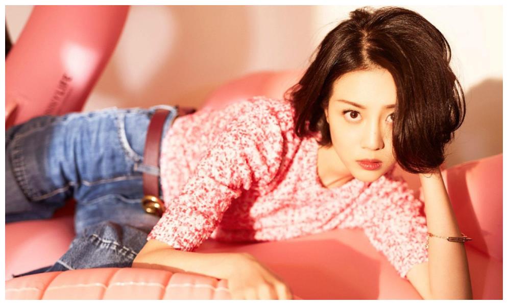 离开杨幂后投奔贾乃亮公司,单飞梦被打碎,沉寂两年不得不认命