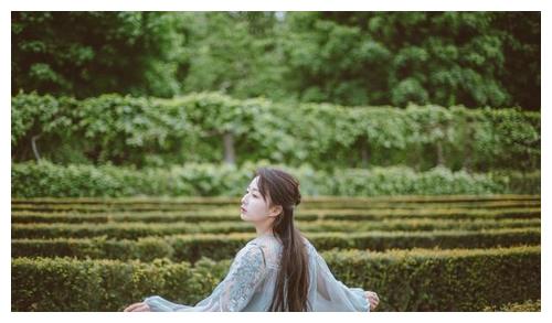 跟男友第一次回家很紧张,忽然一个小女孩叫他爸爸,我哭着跑开了休闲区蓝鸢梦想 - Www.slyday.coM 跟男友第一次回家很紧张,忽然一个小女孩叫他爸爸,我哭着跑开了休闲区蓝鸢梦想 - Www.slyday.coM