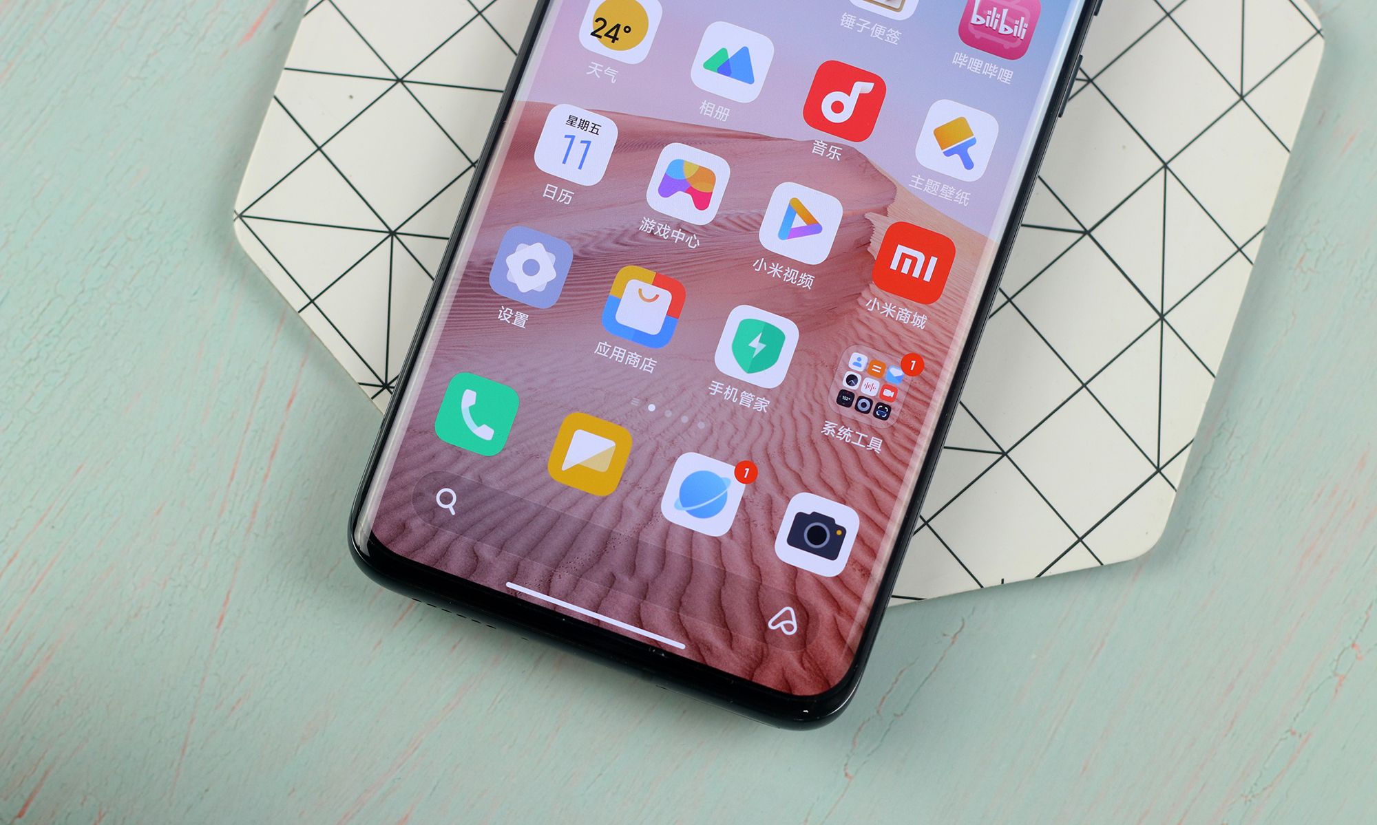 小米10至尊版真机实拍:一眼看上去,就是高端旗舰的感觉!