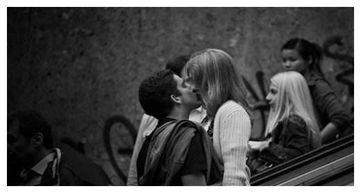 到底什么是爱？爱一个人的感觉是什么？休闲区蓝鸢梦想 - Www.slyday.coM