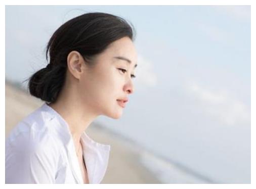 陈建斌与校花呼小静分手与吴越不断争吵直到遇到蒋勤勤