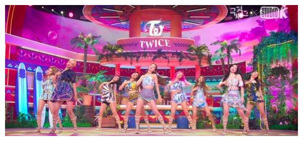 Twice回归开麦了 全员live唱功进步粉丝泪崩 谢谢你们努力 财经头条