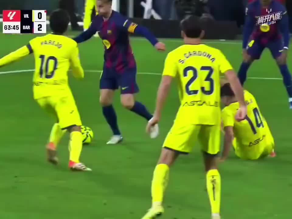 巴萨虽然取胜，但是这防守确实漏洞百出！