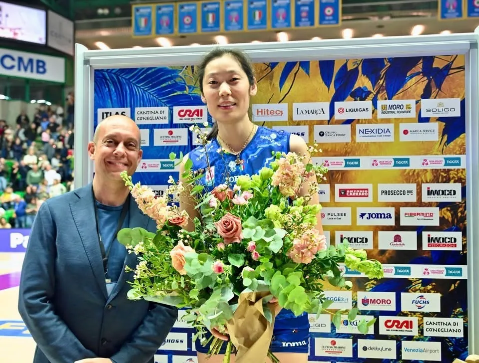 女排留洋三人送祝福，唯独不见朱婷！真相很暖心，也很现实