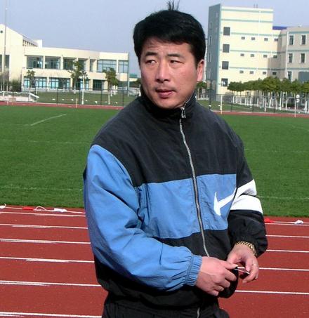 李龙海没通过体测直接在申花退役|李圣龙|李龙海|奥斯卡_新浪新闻