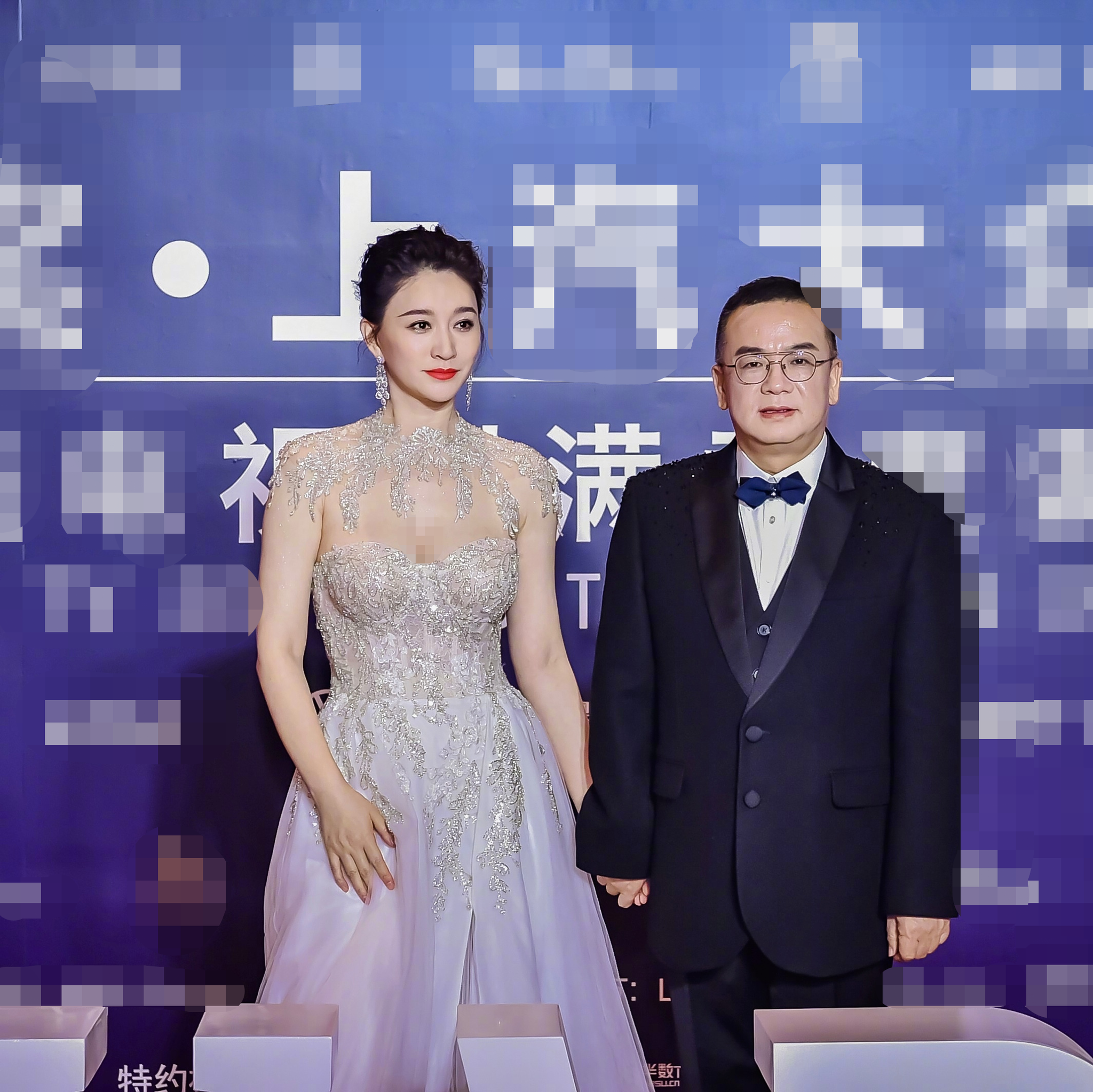 华鼎奖李小冉好身材引热议王丽坤穿鱼尾裙状态超赞网友绝了