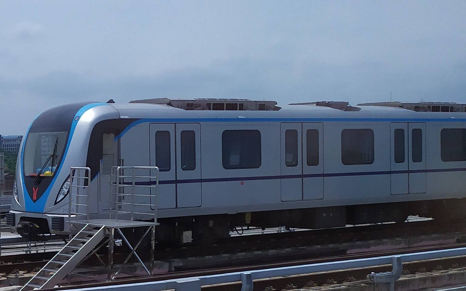 广东修建一条重要的地铁线,列车采用6节编组b型_高清图集_新浪网