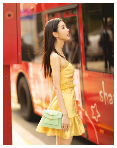 陈都灵挑战韩式妆容少女变阿姨难怪和大19岁刘恺威传绯闻