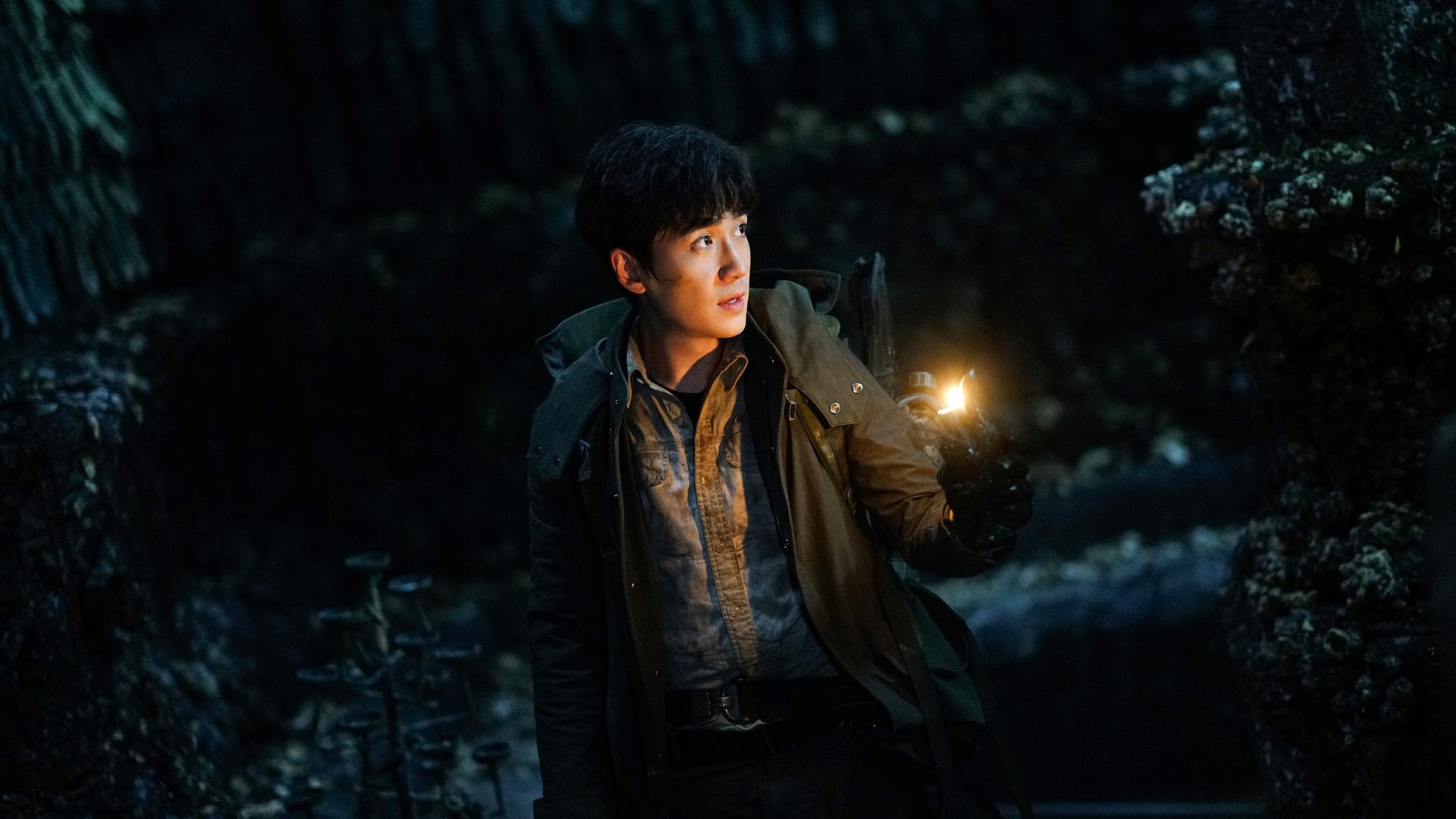 《重启之极海听雷》吴邪持续上线 朱一龙用细节为角色增添血肉