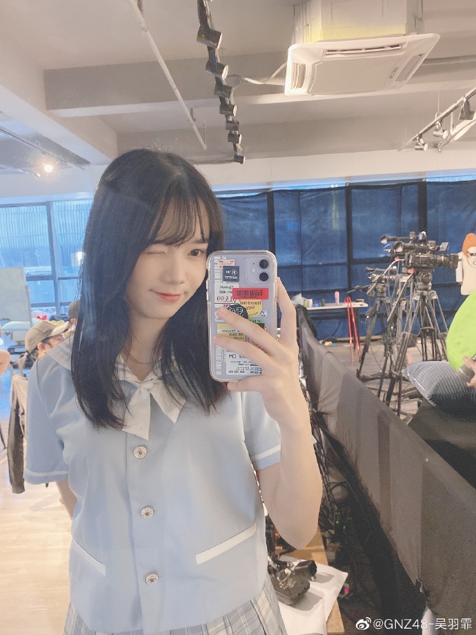 偶像美少女gnz48-吴羽霏迷人可爱美照