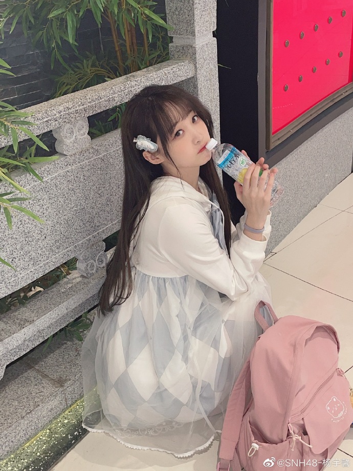 SNH48-杨宇馨小姐姐可爱美照欣赏,真好看