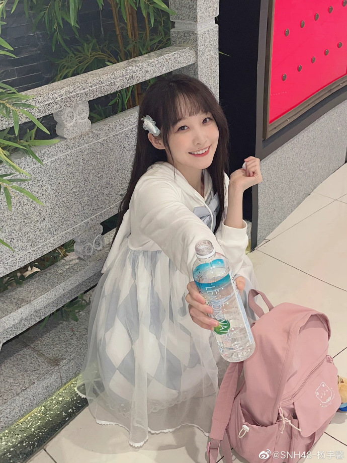 SNH48-杨宇馨小姐姐可爱美照欣赏,真好看